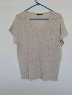 Beige V-Neck Knit Short Sleeve Tee